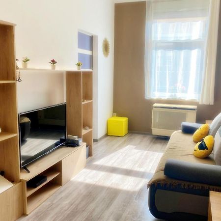 Pihi-Lak Apartman Шиофок Экстерьер фото