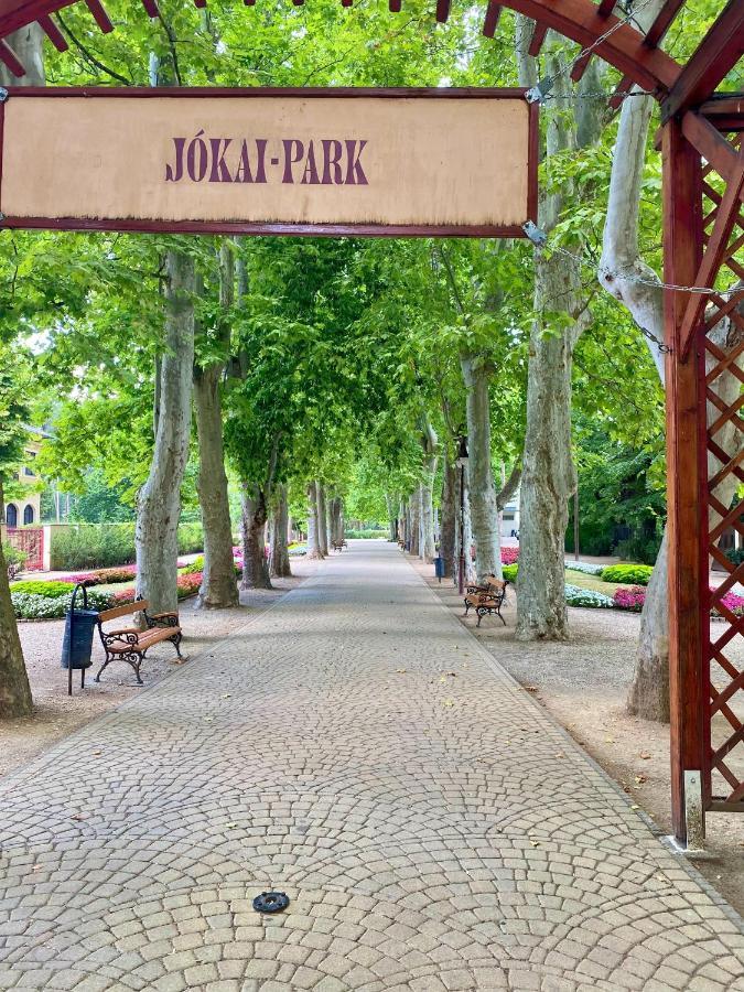 Pihi-Lak Apartman Шиофок Экстерьер фото