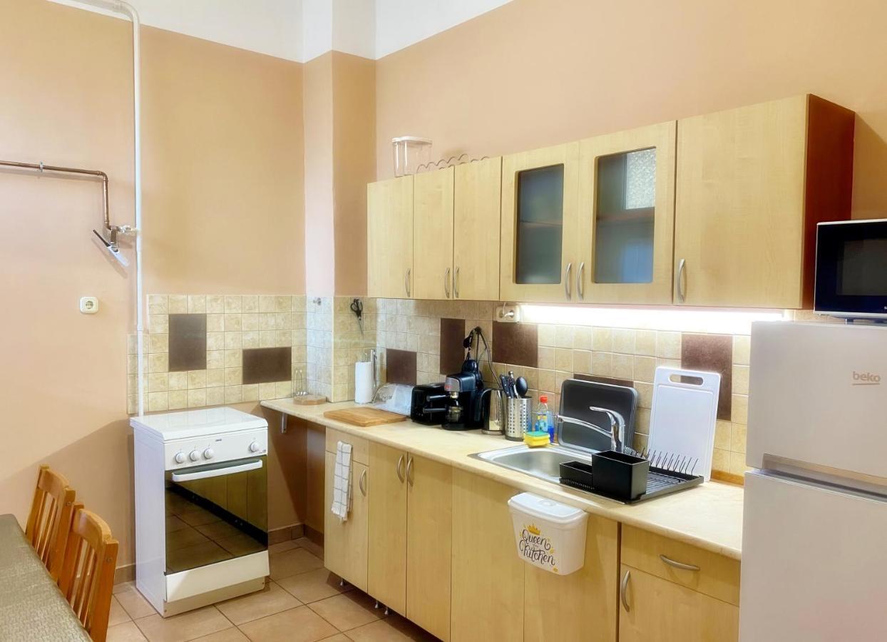 Pihi-Lak Apartman Шиофок Экстерьер фото